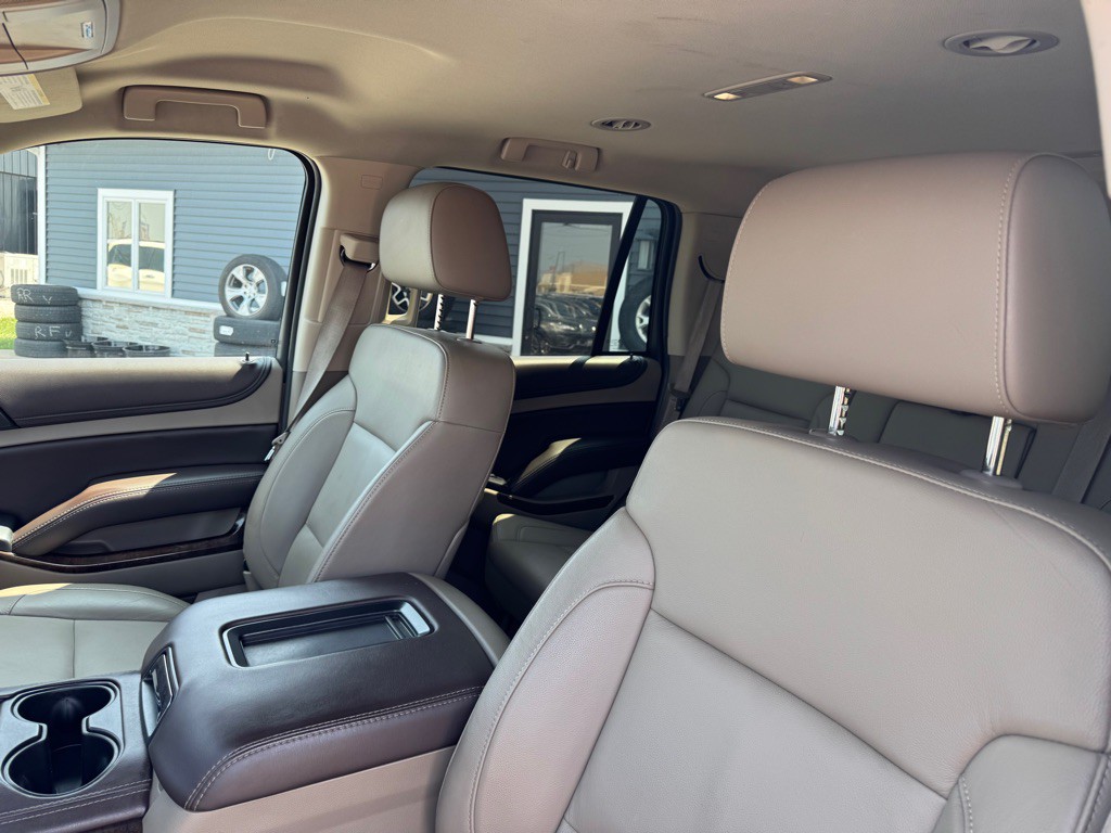 2015 Chevrolet Tahoe Image 16