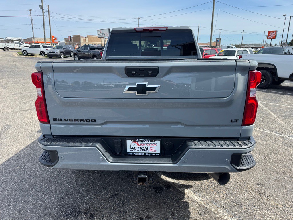 2024 Chevrolet Silverado 1500 Image 4