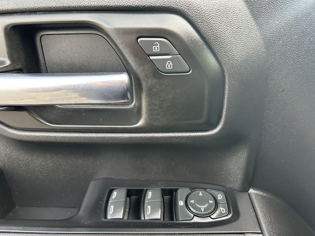 2022 Chevrolet Silverado 1500 Image 17