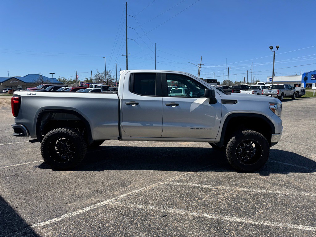 2020 GMC Sierra Image 6