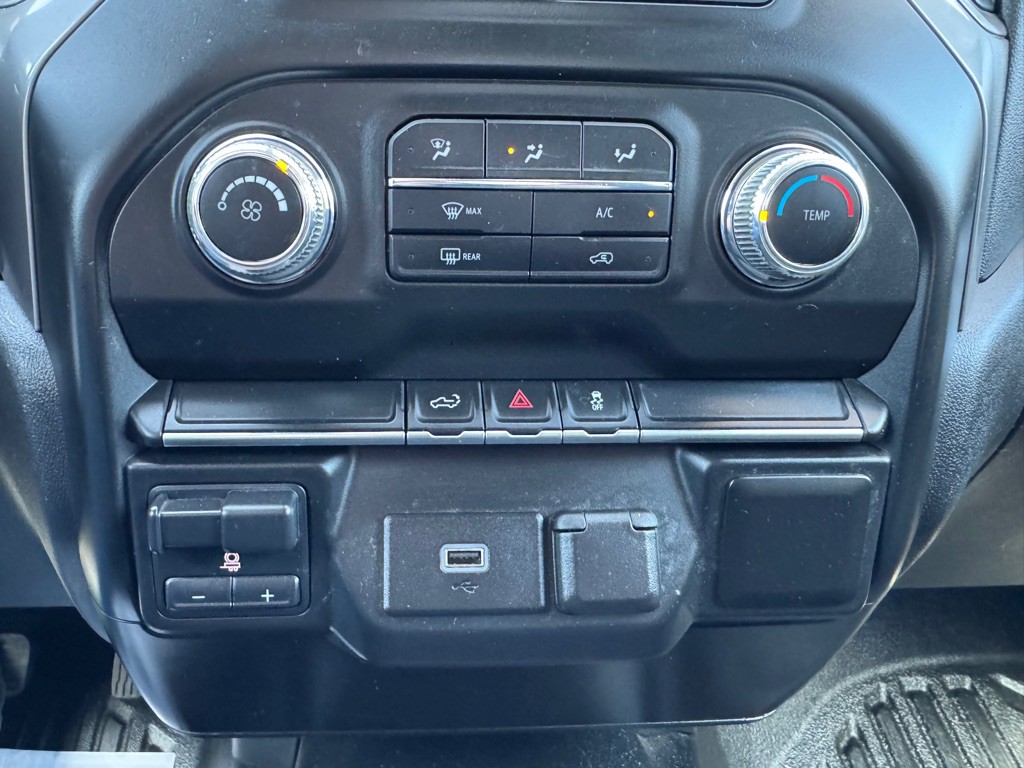 2020 GMC Sierra Image 24