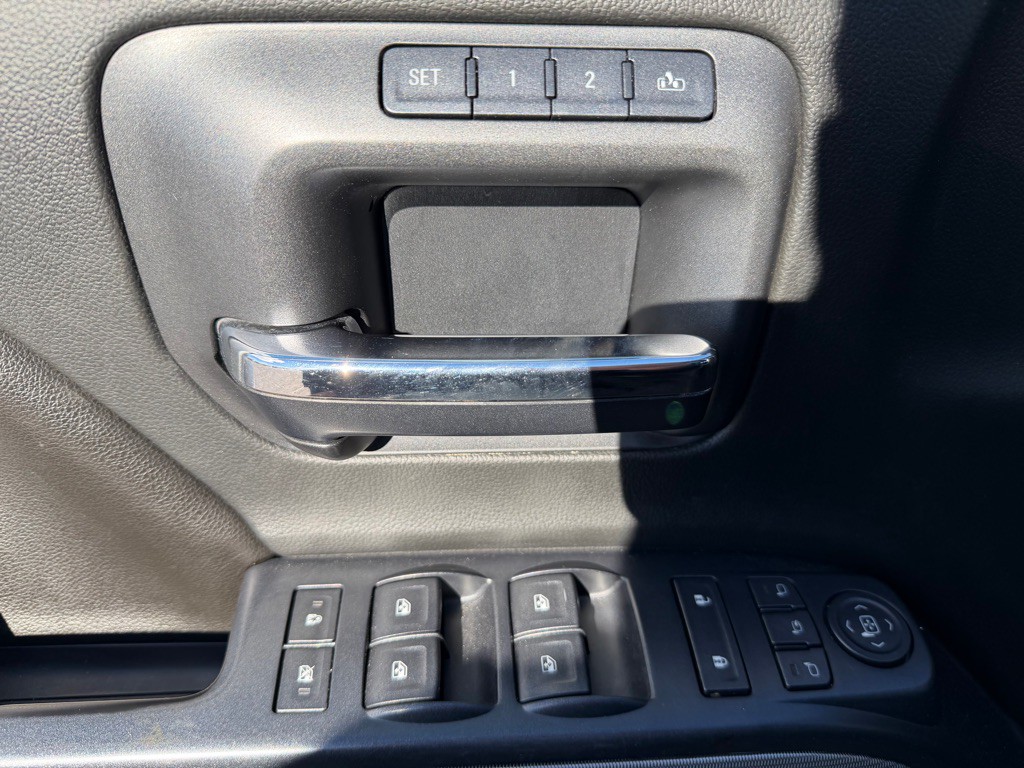 2016 Chevrolet Silverado 1500 Image 12