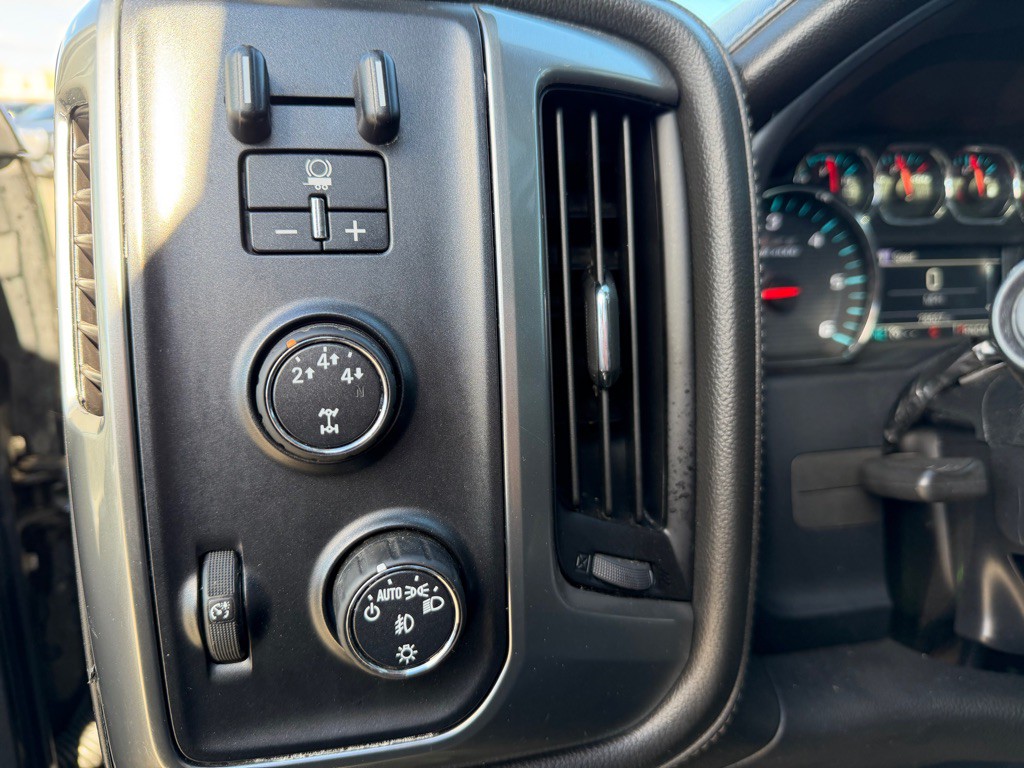 2016 Chevrolet Silverado 1500 Image 17