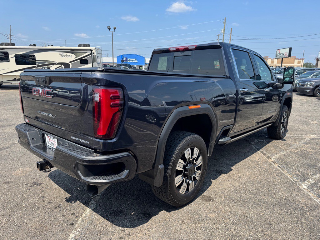 2024 GMC Sierra Image 5