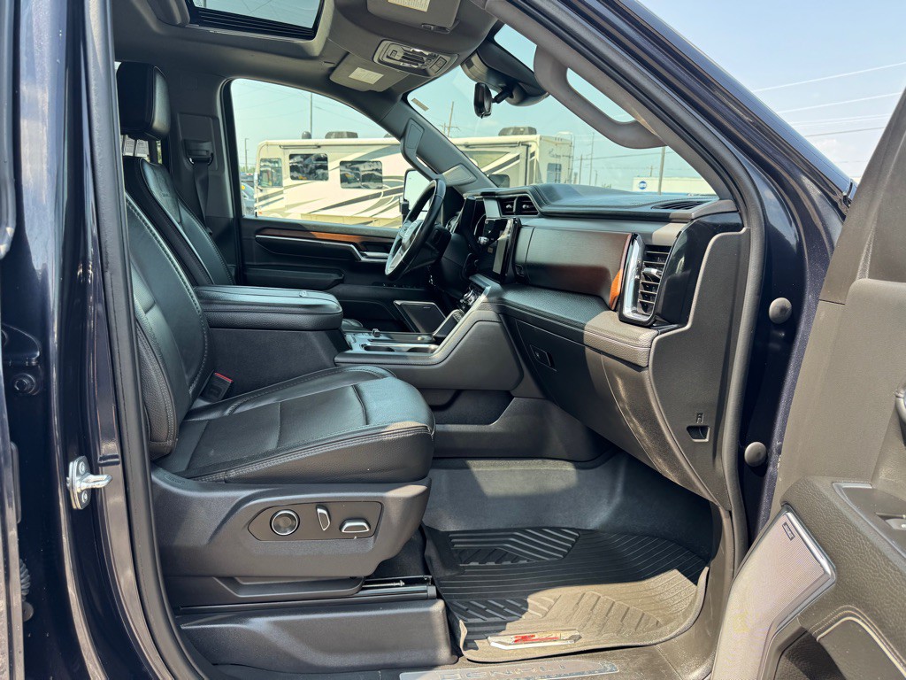 2024 GMC Sierra Image 60