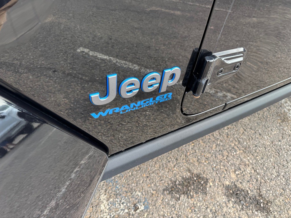 2021 Jeep Wrangler Unlimited Image 12