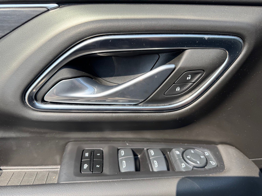 2024 GMC Yukon Image 12