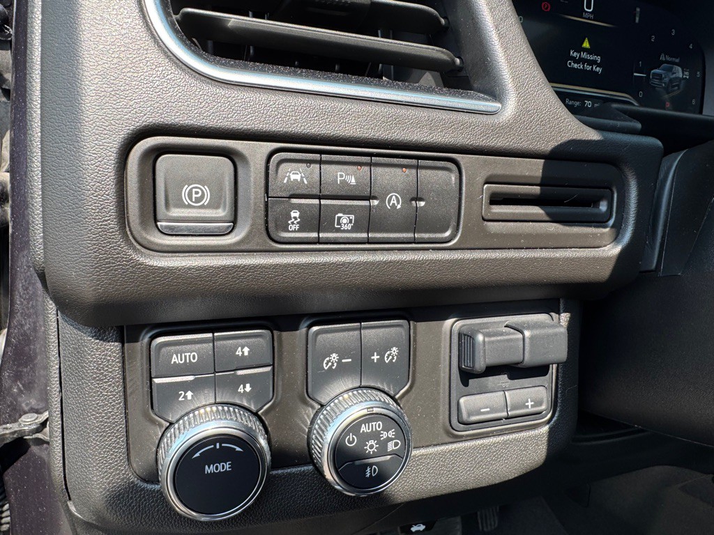2024 GMC Yukon Image 16