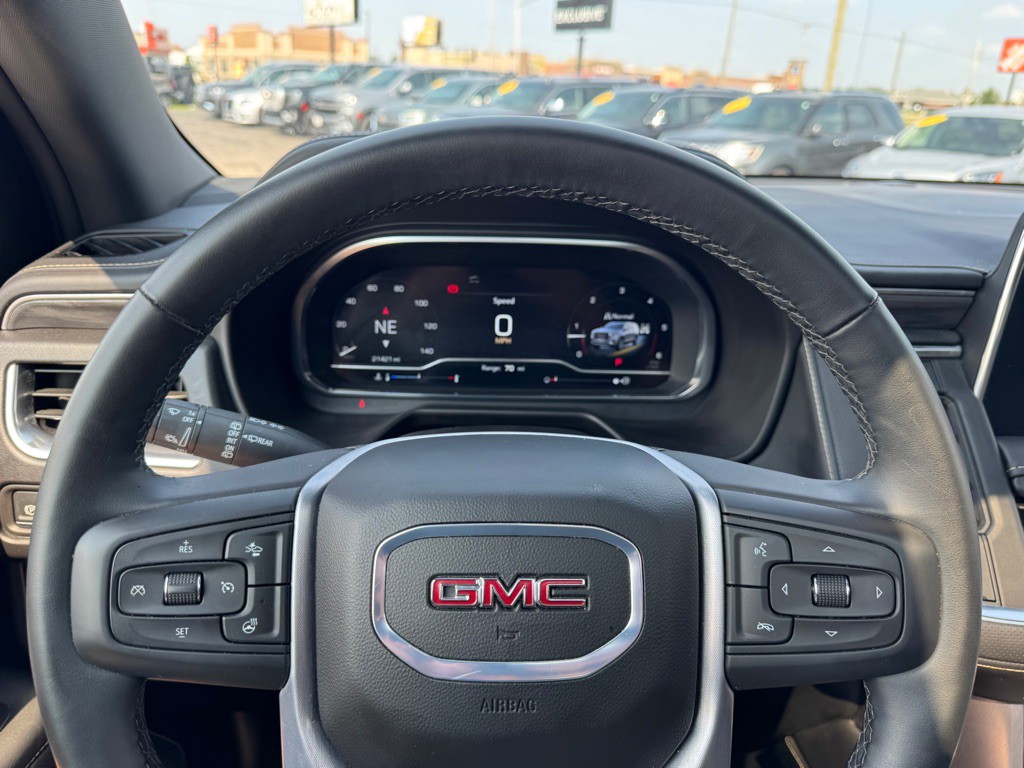 2024 GMC Yukon Image 17