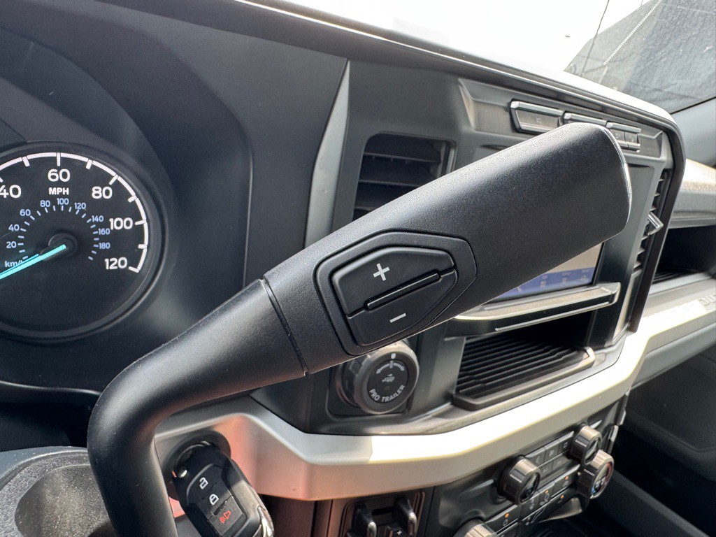 2023 Ford F-350 Image 23