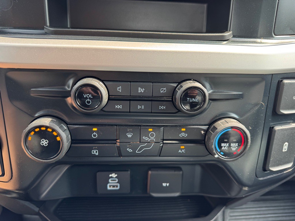 2023 Ford F-350 Image 31