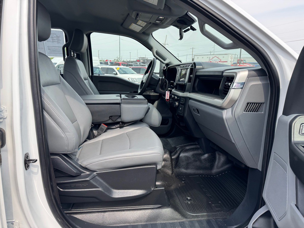2023 Ford F-350 Image 59