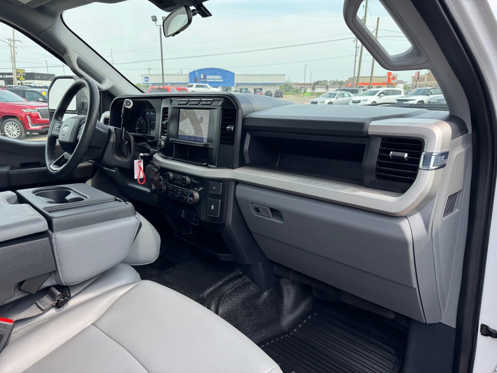 2023 Ford F-350 Image 62
