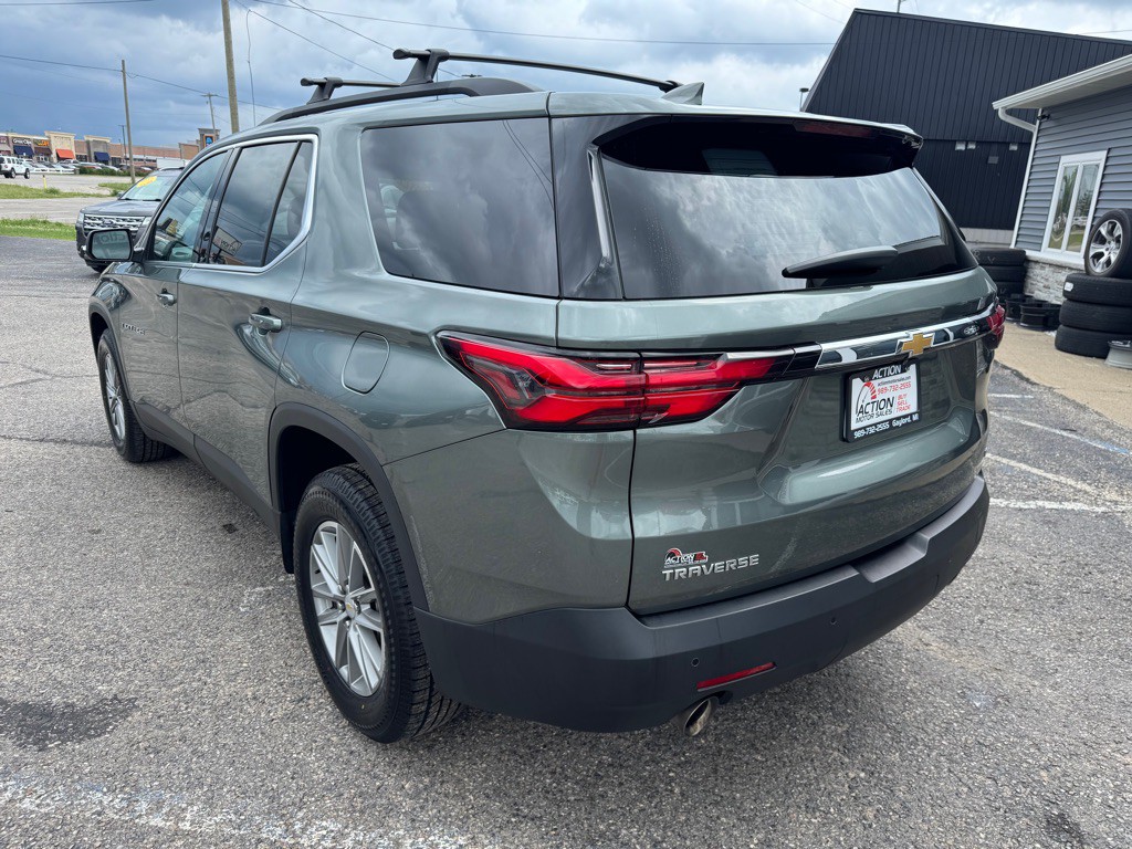 2022 Chevrolet Traverse Image 3