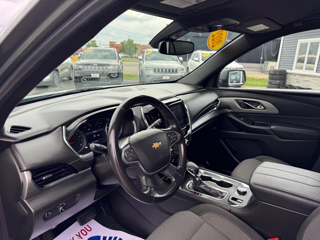 2022 Chevrolet Traverse Image 17