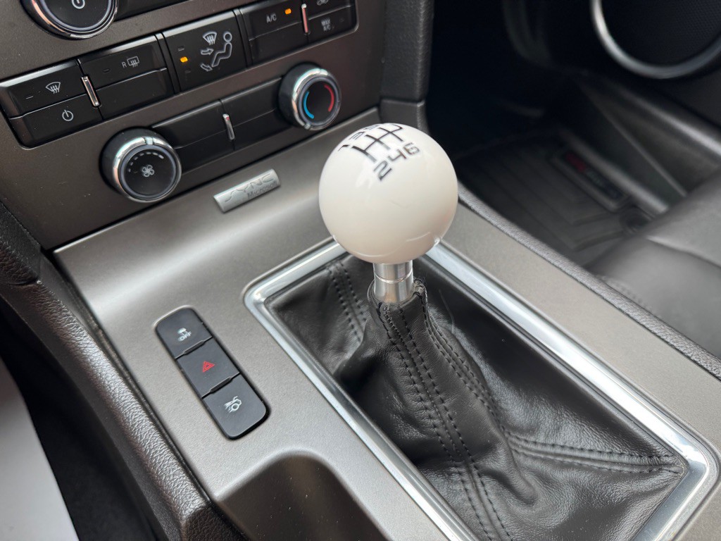 2013 Ford Mustang Image 25