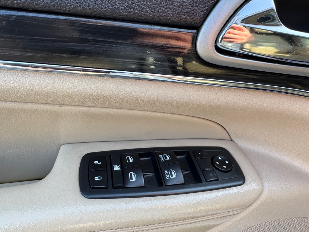 2020 Jeep Grand Cherokee Image 11