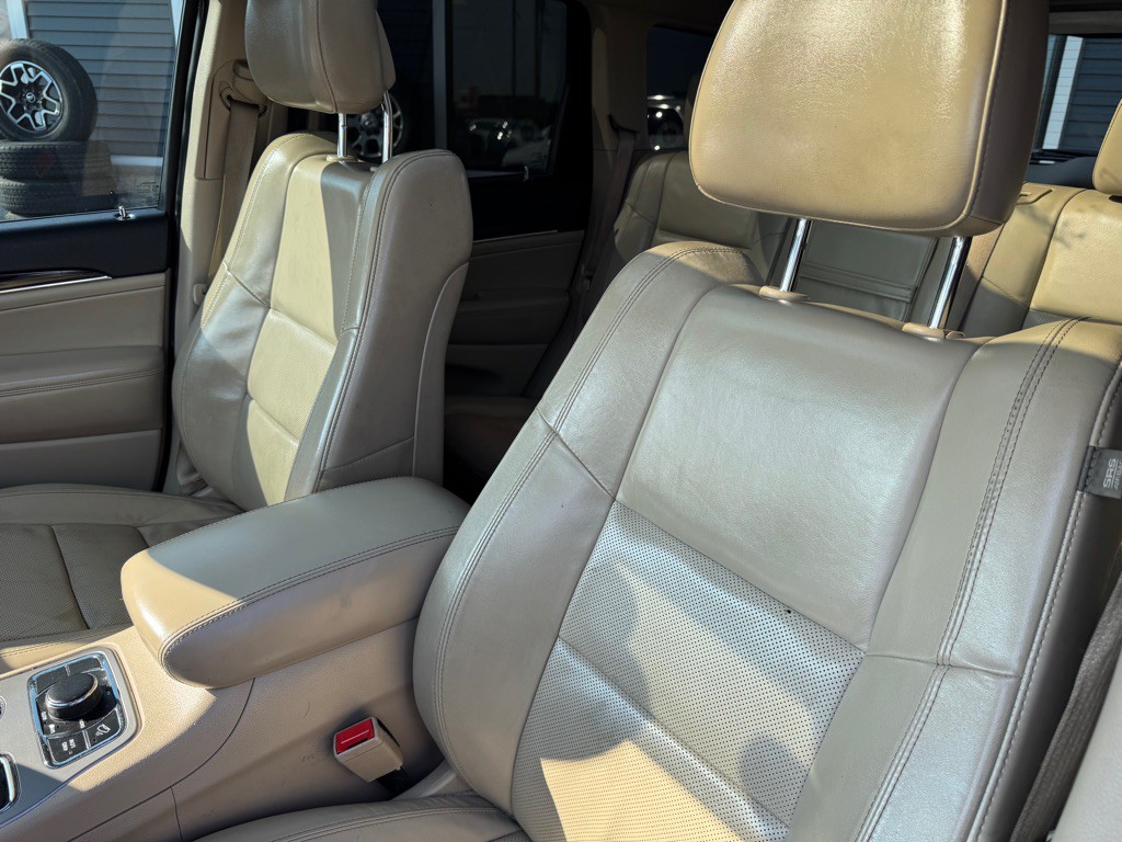 2020 Jeep Grand Cherokee Image 16