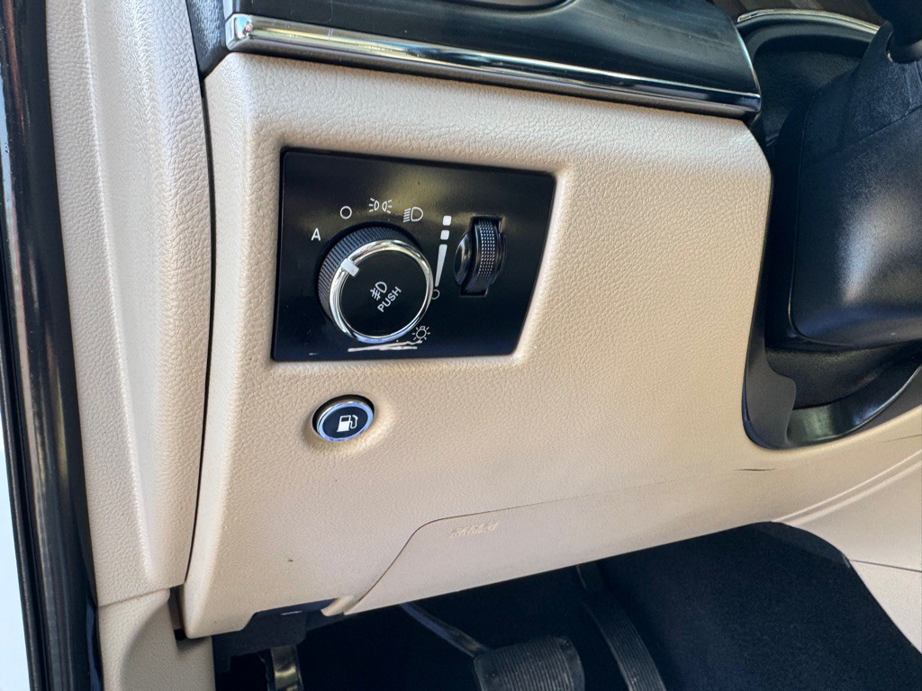 2020 Jeep Grand Cherokee Image 17