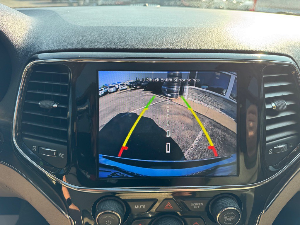 2020 Jeep Grand Cherokee Image 23