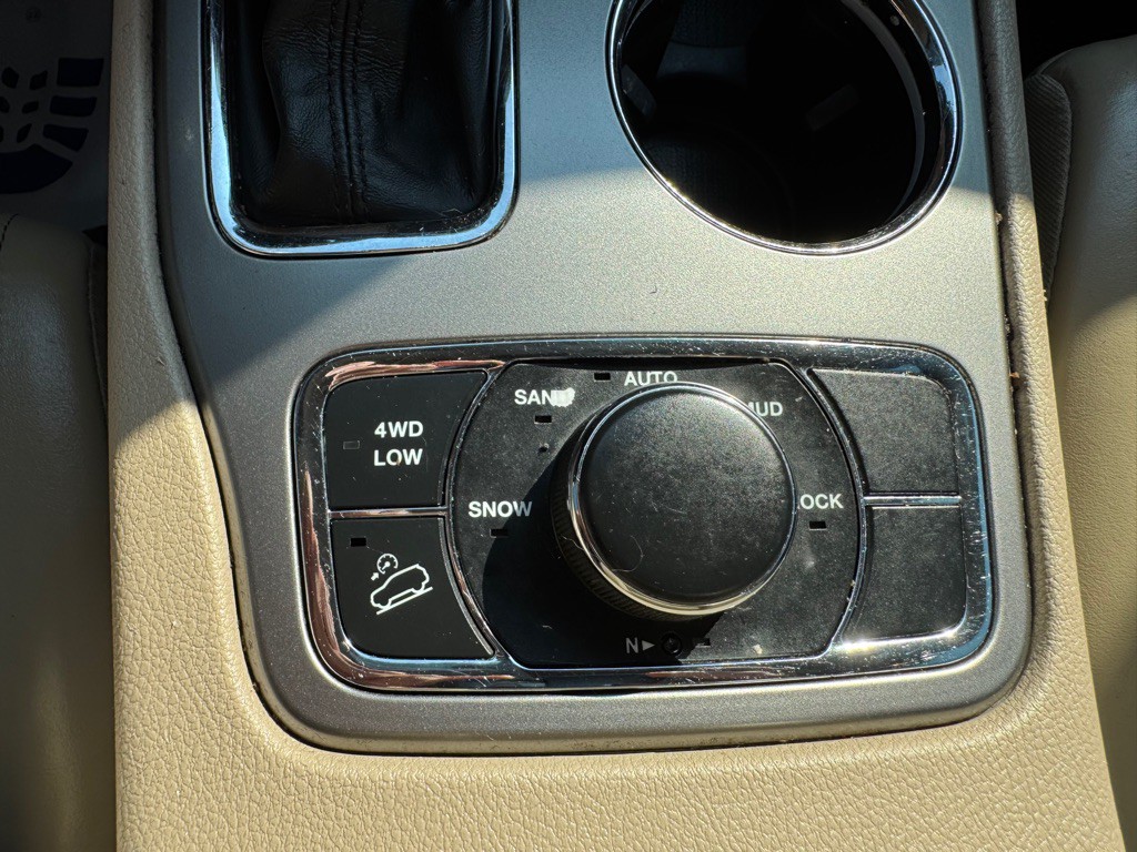 2020 Jeep Grand Cherokee Image 28