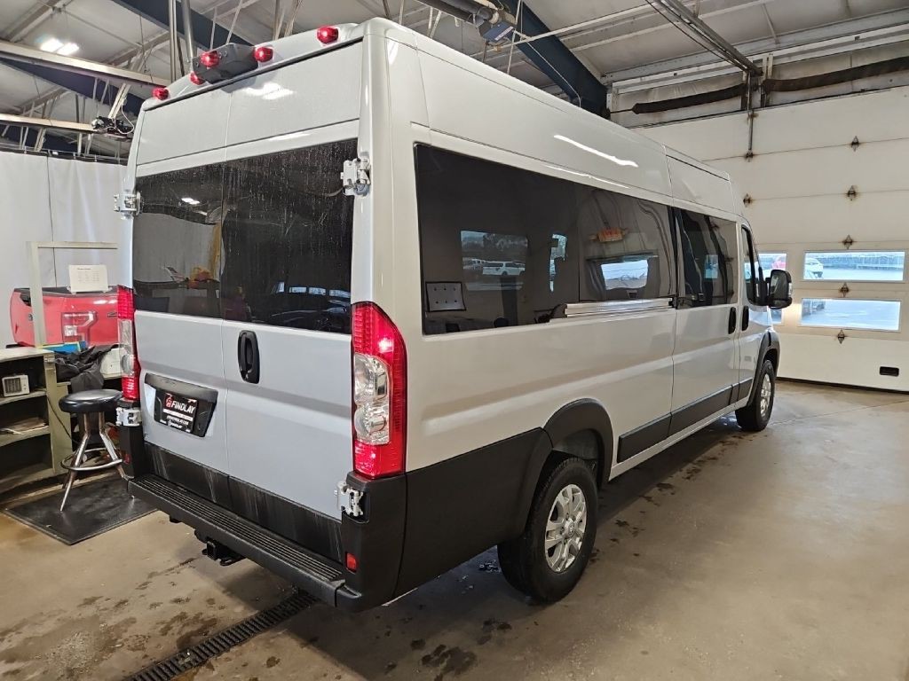 2023 RAM Promaster Image 3