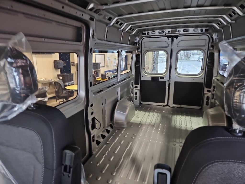 2023 RAM Promaster Image 8