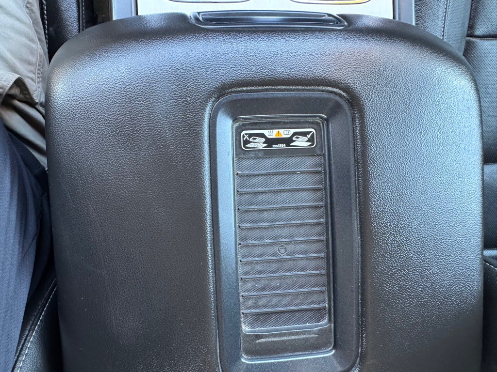 2017 GMC Sierra Image 32