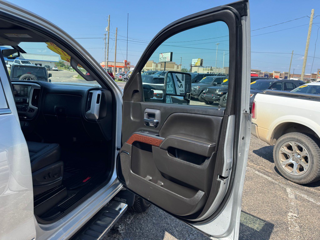 2017 GMC Sierra Image 52