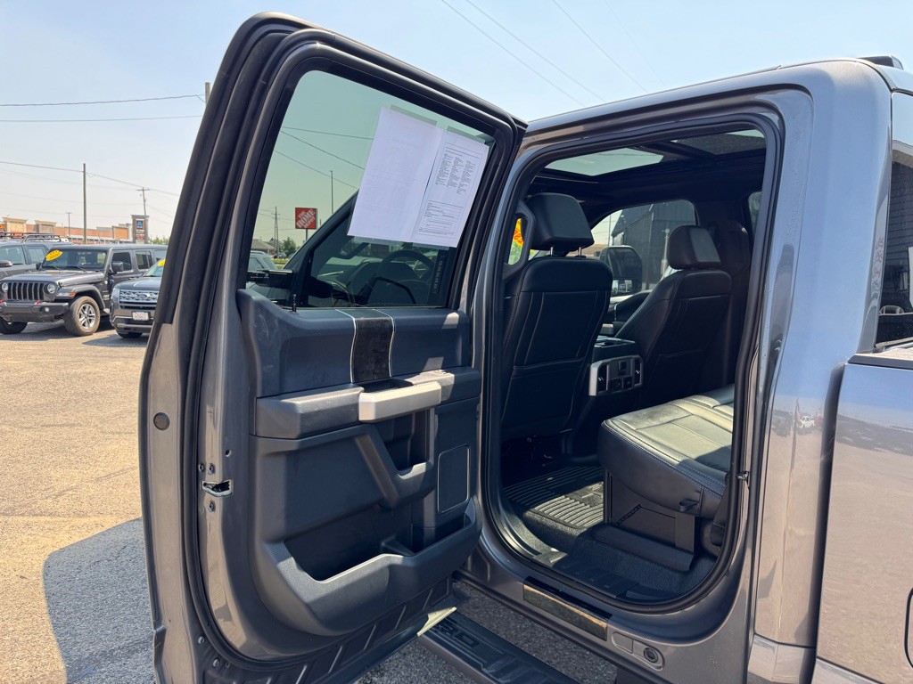 2022 Ford F-350 Image 40