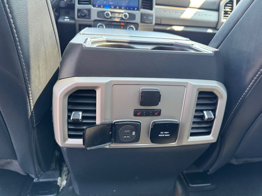 2022 Ford F-350 Image 43
