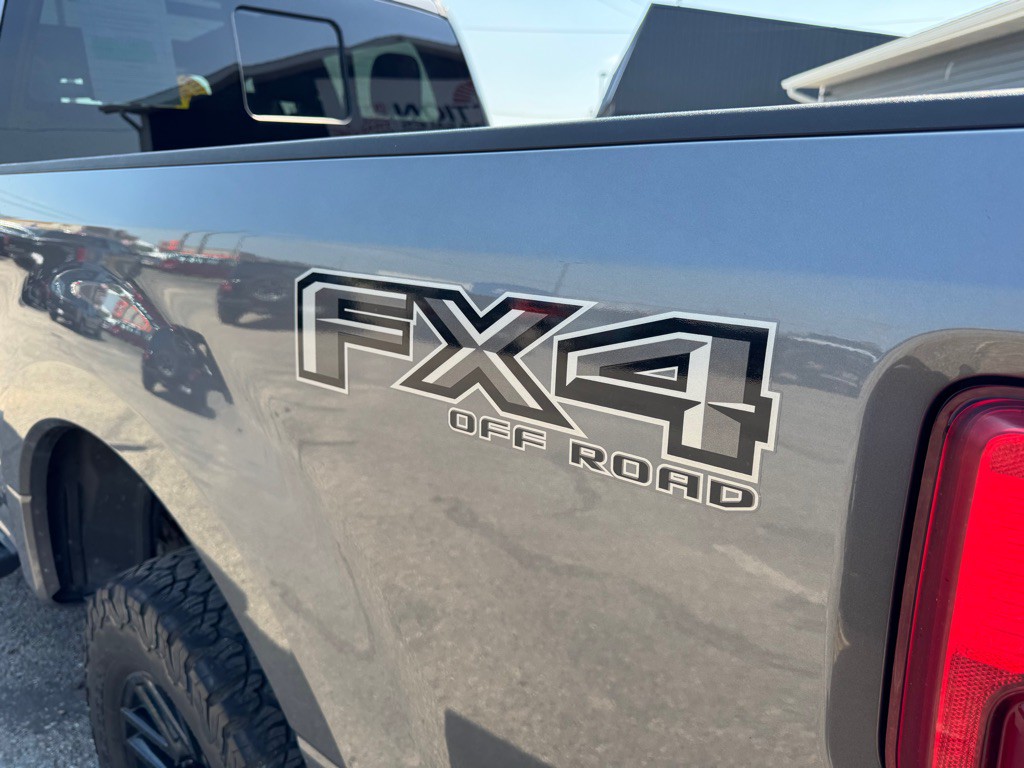 2022 Ford F-350 Image 47