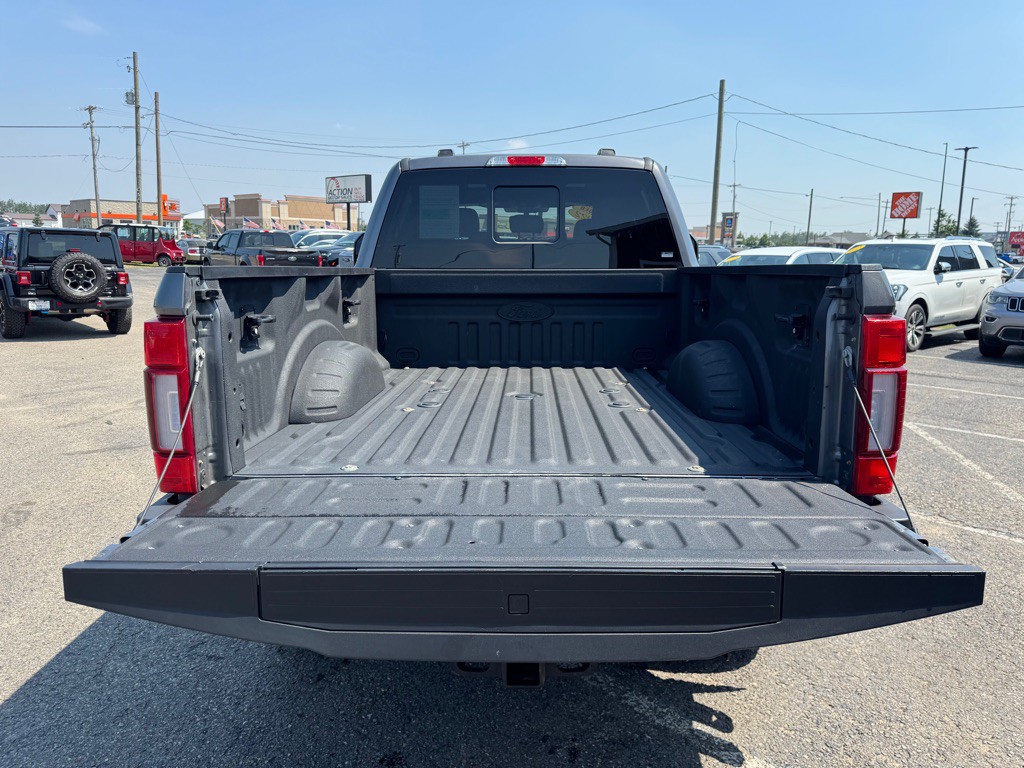 2022 Ford F-350 Image 48