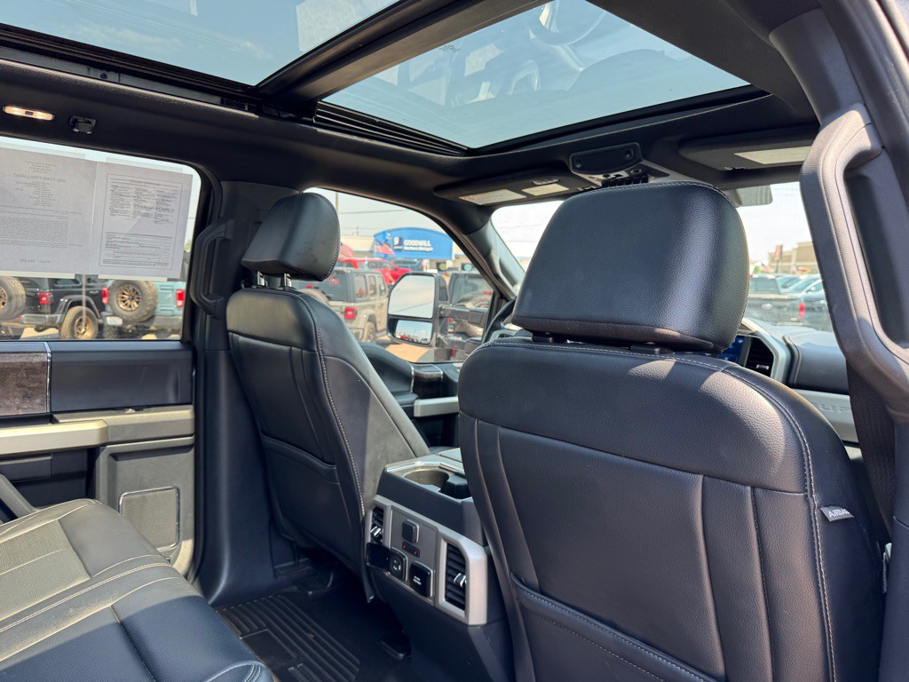 2022 Ford F-350 Image 56