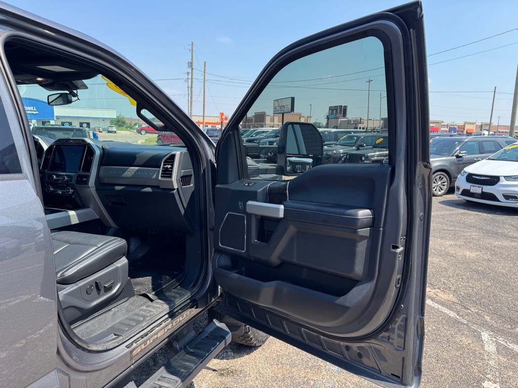 2022 Ford F-350 Image 57