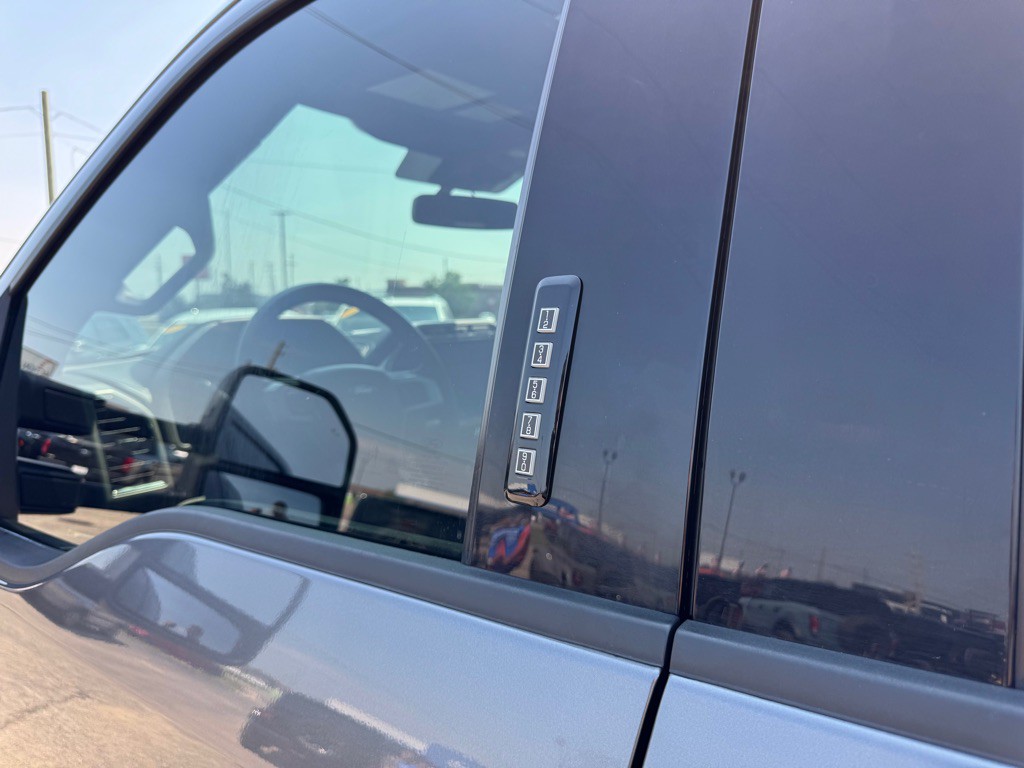 2022 Ford F-350 Image 69