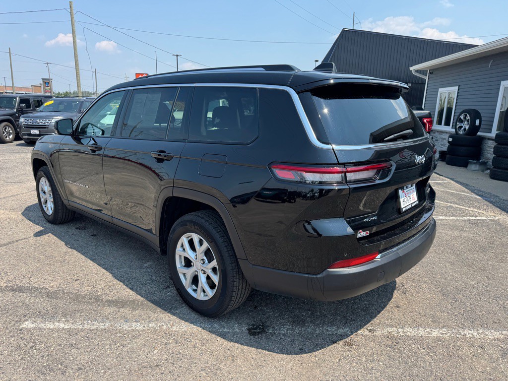2023 Jeep Grand Cherokee Image 3