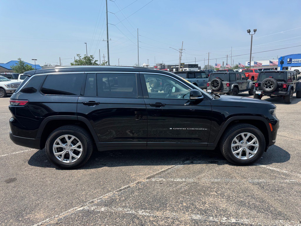 2023 Jeep Grand Cherokee Image 6