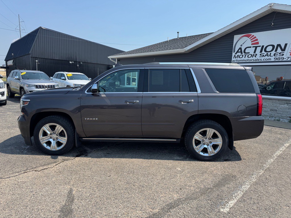 2017 Chevrolet Tahoe Image 2