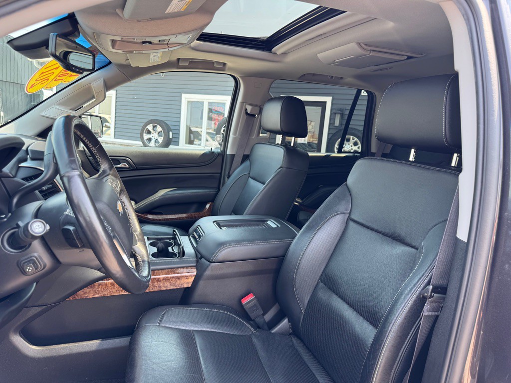2017 Chevrolet Tahoe Image 12