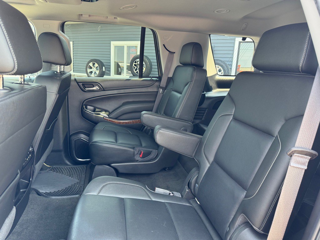 2017 Chevrolet Tahoe Image 32