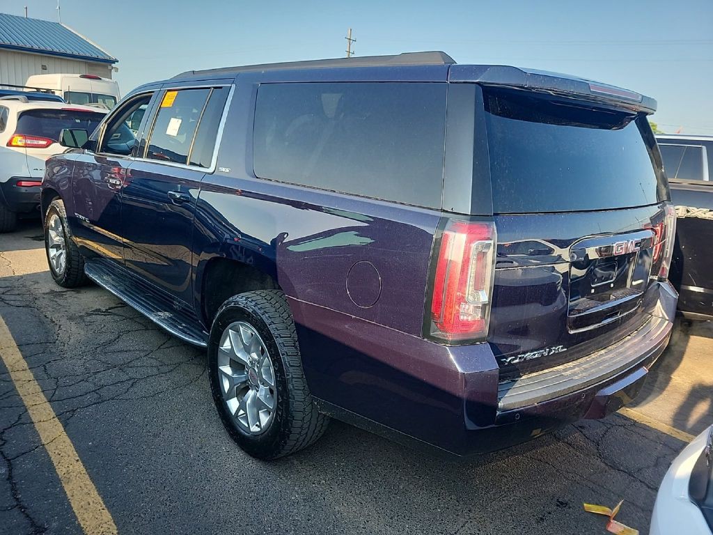 2020 GMC Yukon Image 2