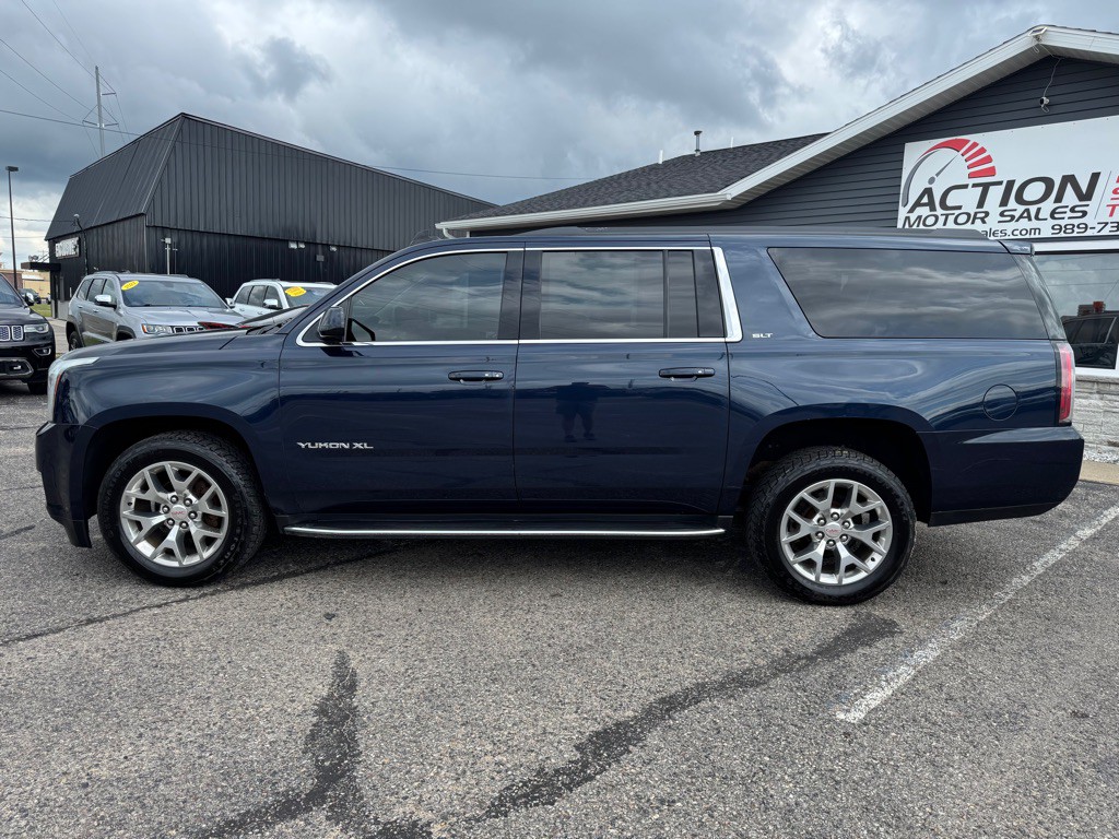 2020 GMC Yukon Image 2