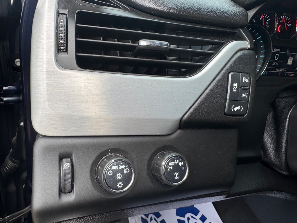 2020 GMC Yukon Image 17