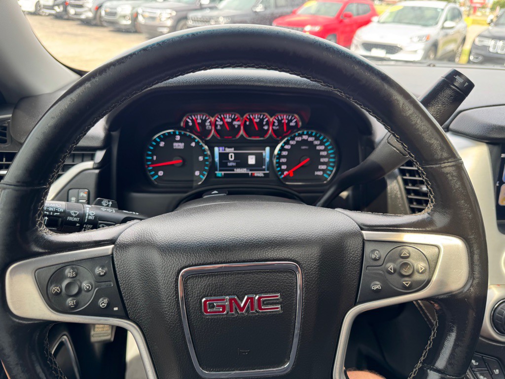 2020 GMC Yukon Image 18