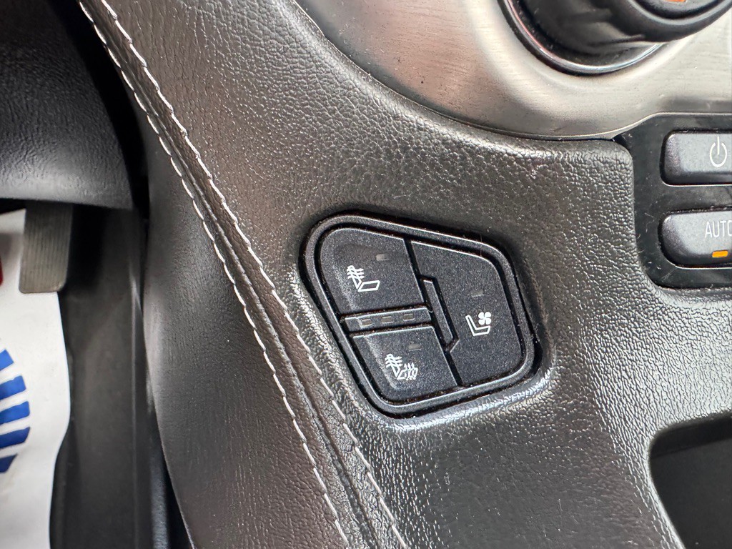 2020 GMC Yukon Image 29