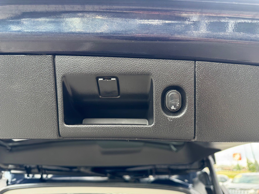 2020 GMC Yukon Image 49