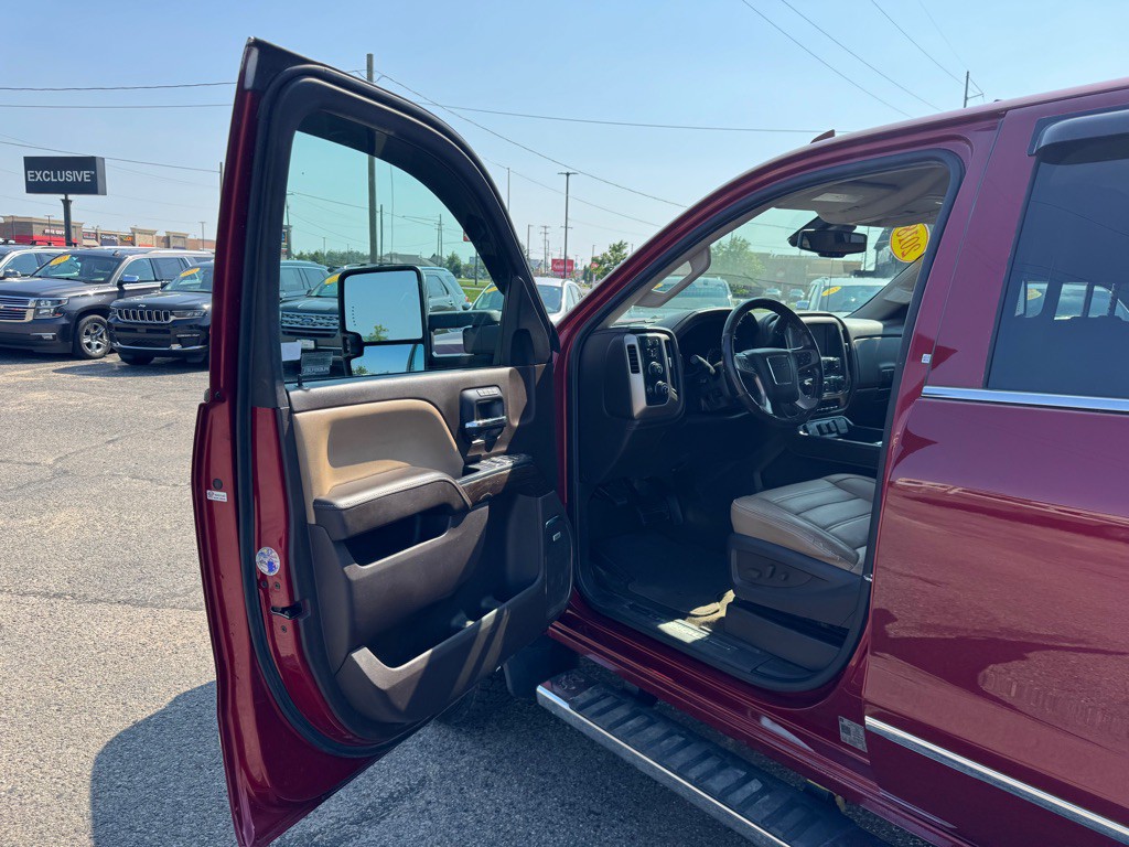 2018 GMC Sierra Image 10