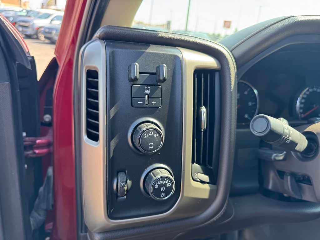 2018 GMC Sierra Image 16