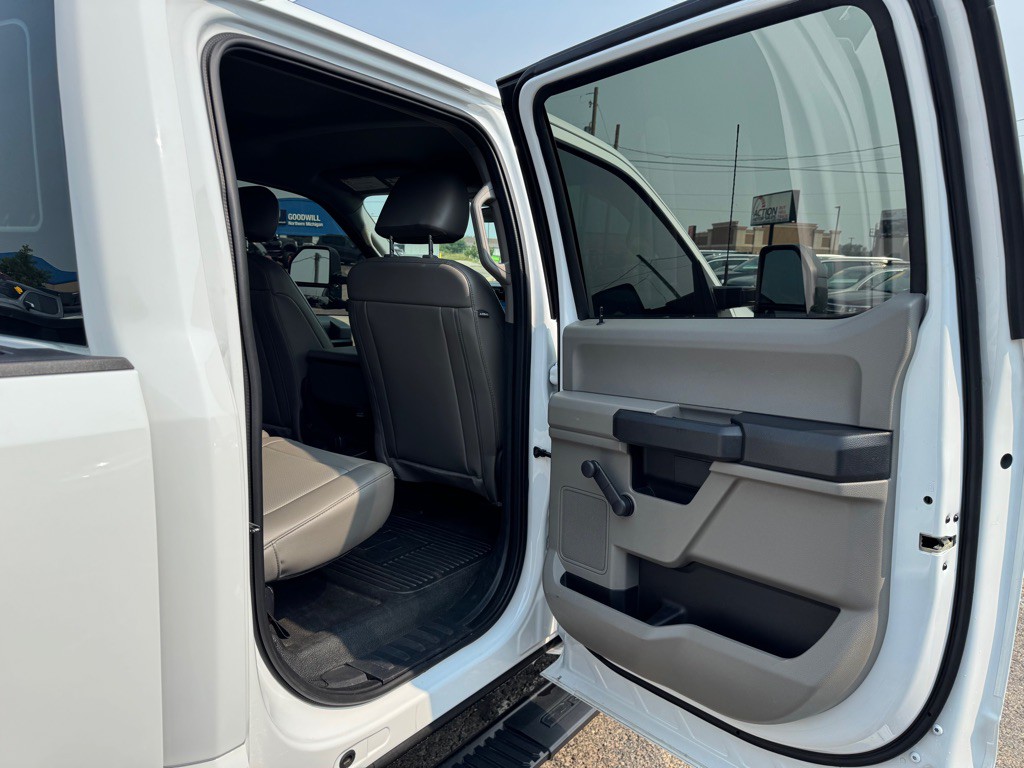 2022 Ford F-250 Image 43